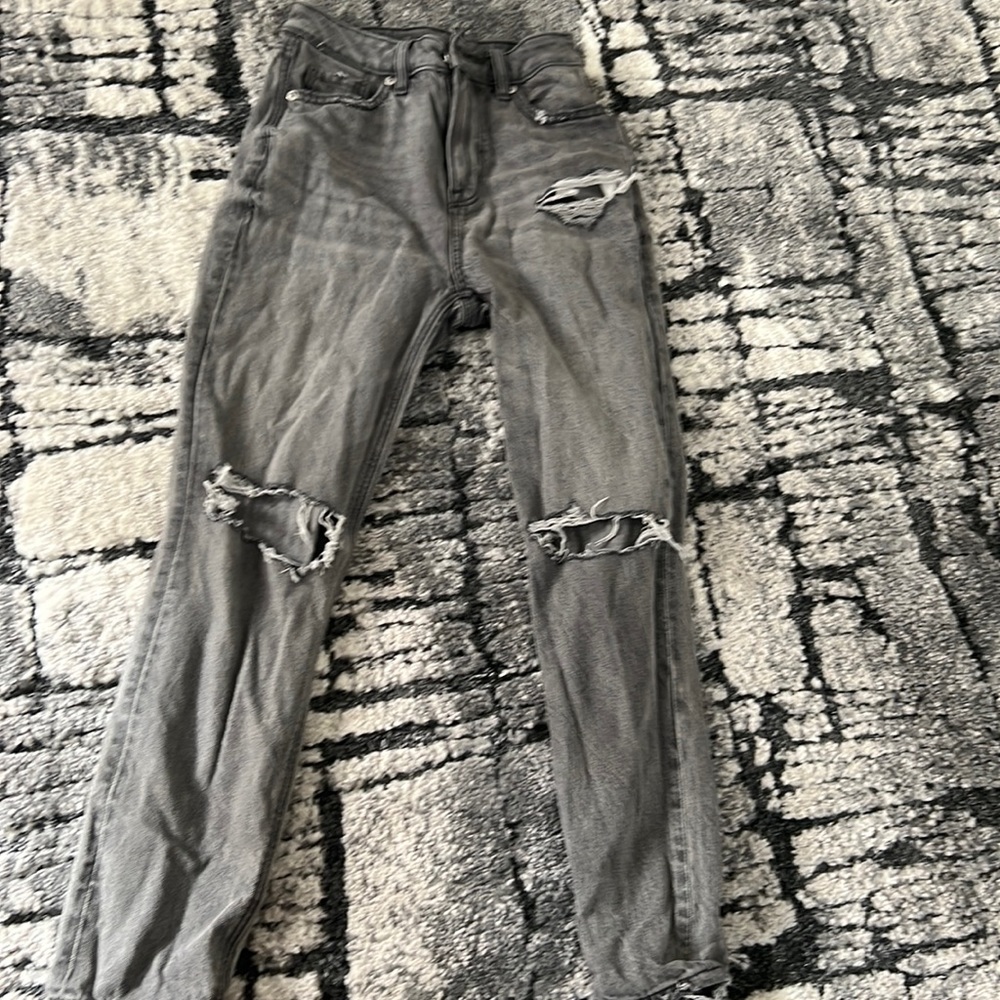 American eagle mom jeans